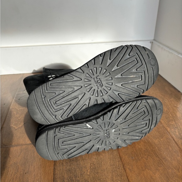 UGG Boots - Picture 6 of 12
